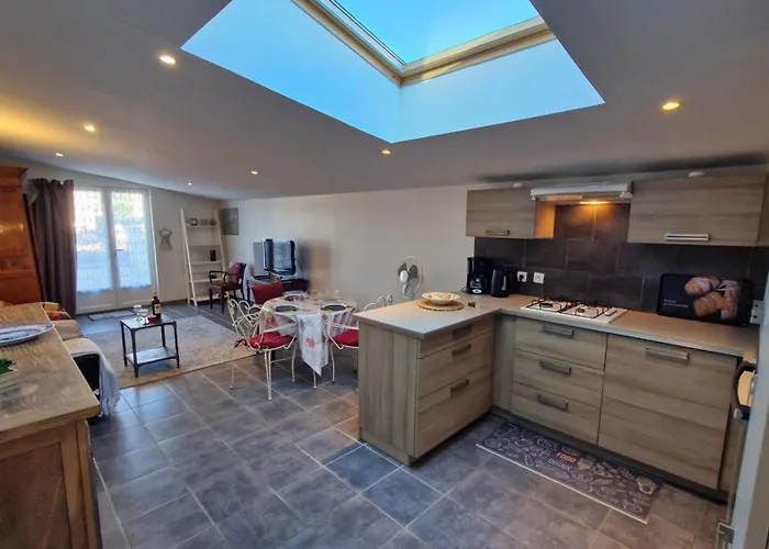 Georges De Didonne - Petite Maison Avec Son Petit Coin De Paradis Exterieur