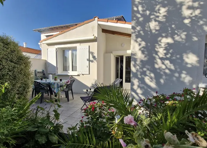 Georges De Didonne - Petite Maison Avec Son Petit Coin De Paradis Exterieur