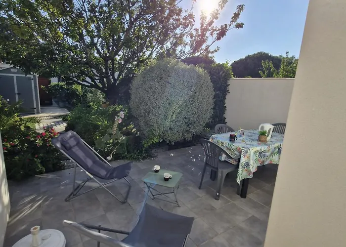 Georges De Didonne - Petite Maison Avec Son Petit Coin De Paradis Exterieur Villa